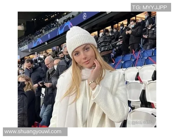 全球足球球星女友颜值排名揭晓她们的美丽引领时尚潮流 全球足球球星女友颜值排名揭晓她们的美丽引领时尚潮流