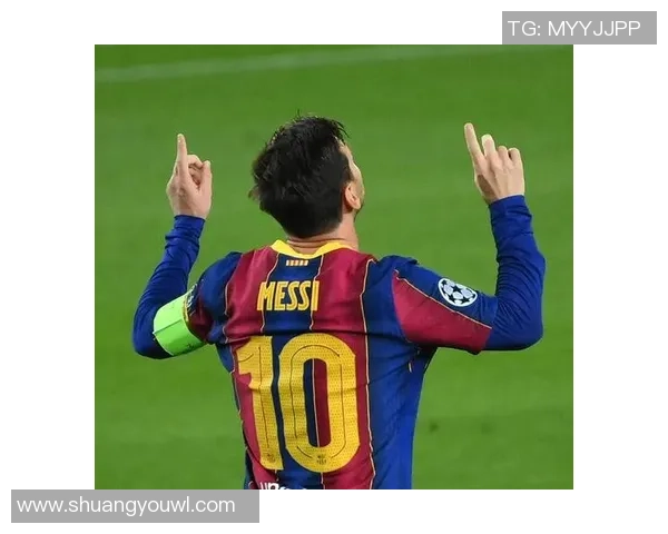 全球足球第一球星是谁他的传奇成就与巅峰表现解析 全球足球第一球星是谁他的传奇成就与巅峰表现解析