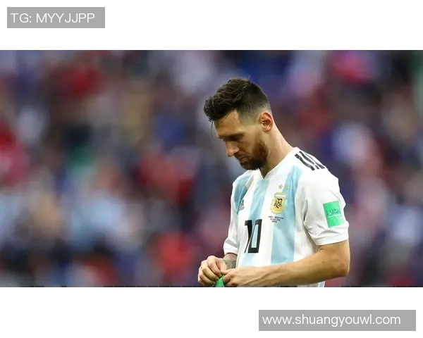 史上最强十大足球明星排名盘点谁才是真正的绿茵传奇巨星