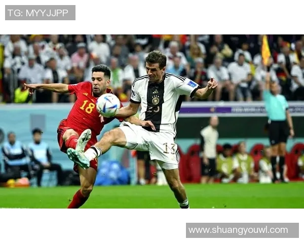 荷兰足球队长发球星的传奇故事与辉煌瞬间回顾